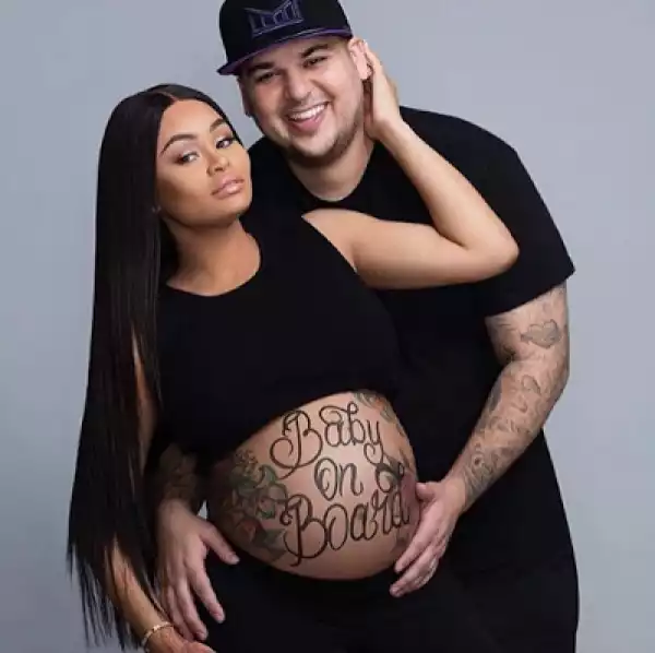Rob and Chyna welcome baby girl, names her 